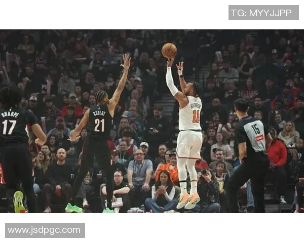 一波流！尼克斯下半场轰出27-4，从落后11分到领先猛龙12分